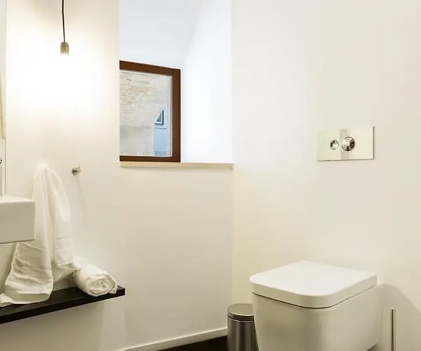 Orpheus - Carlos Paredes - Unesco Heritage Coimbra